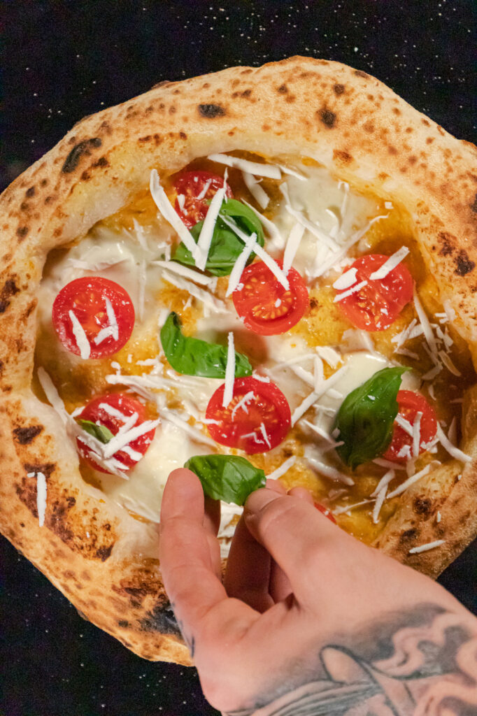 Pizza napoletana d'asporto: con Fiori di Zucca si può fare