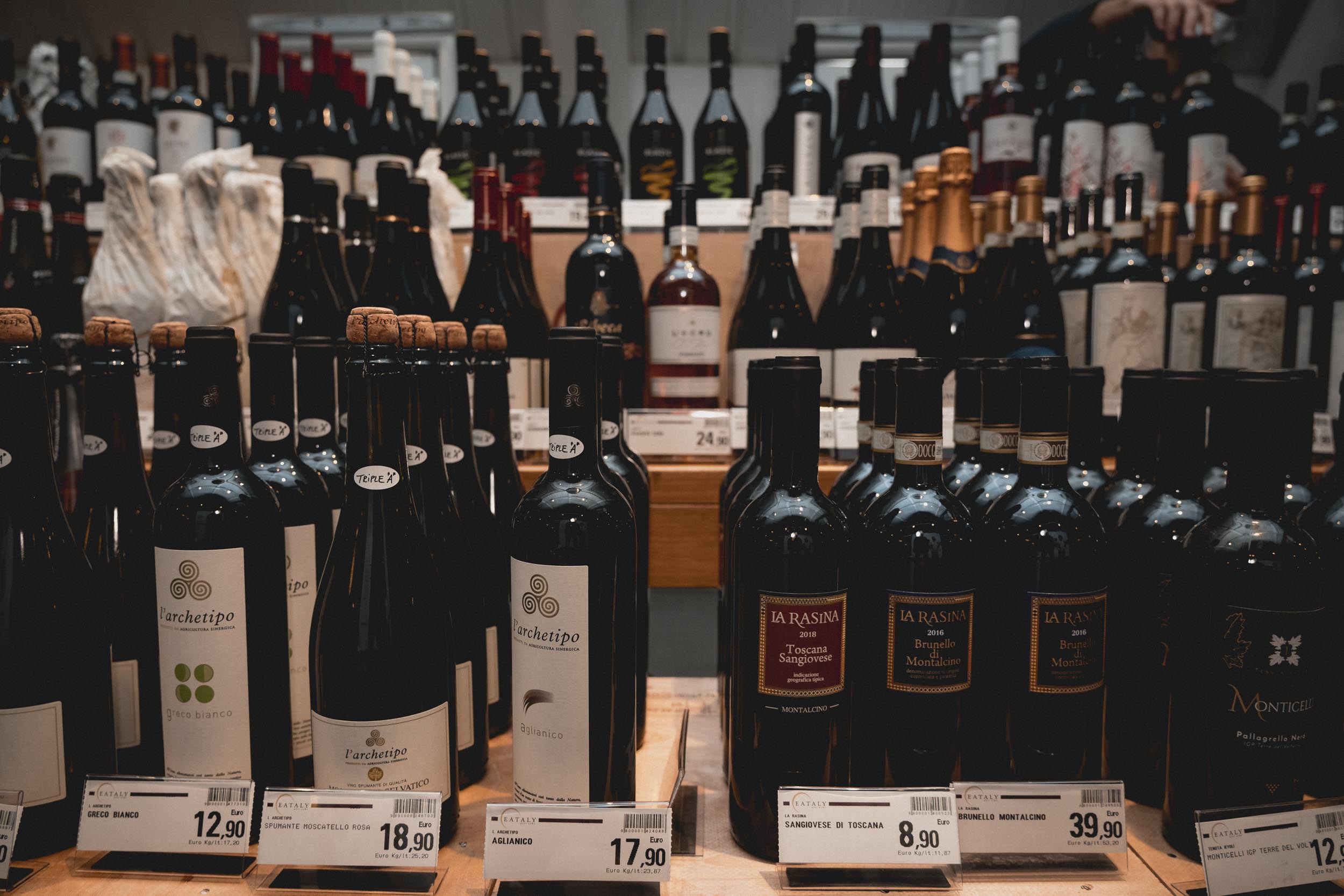 L’11 e il 12 novembre 2022 lo store romano organizza la manifestazione dedicata agli artigiani del vino italiano con 200 etichette in degustazione. In programma anche incontri con vignaioli, assaggi food e buona musica